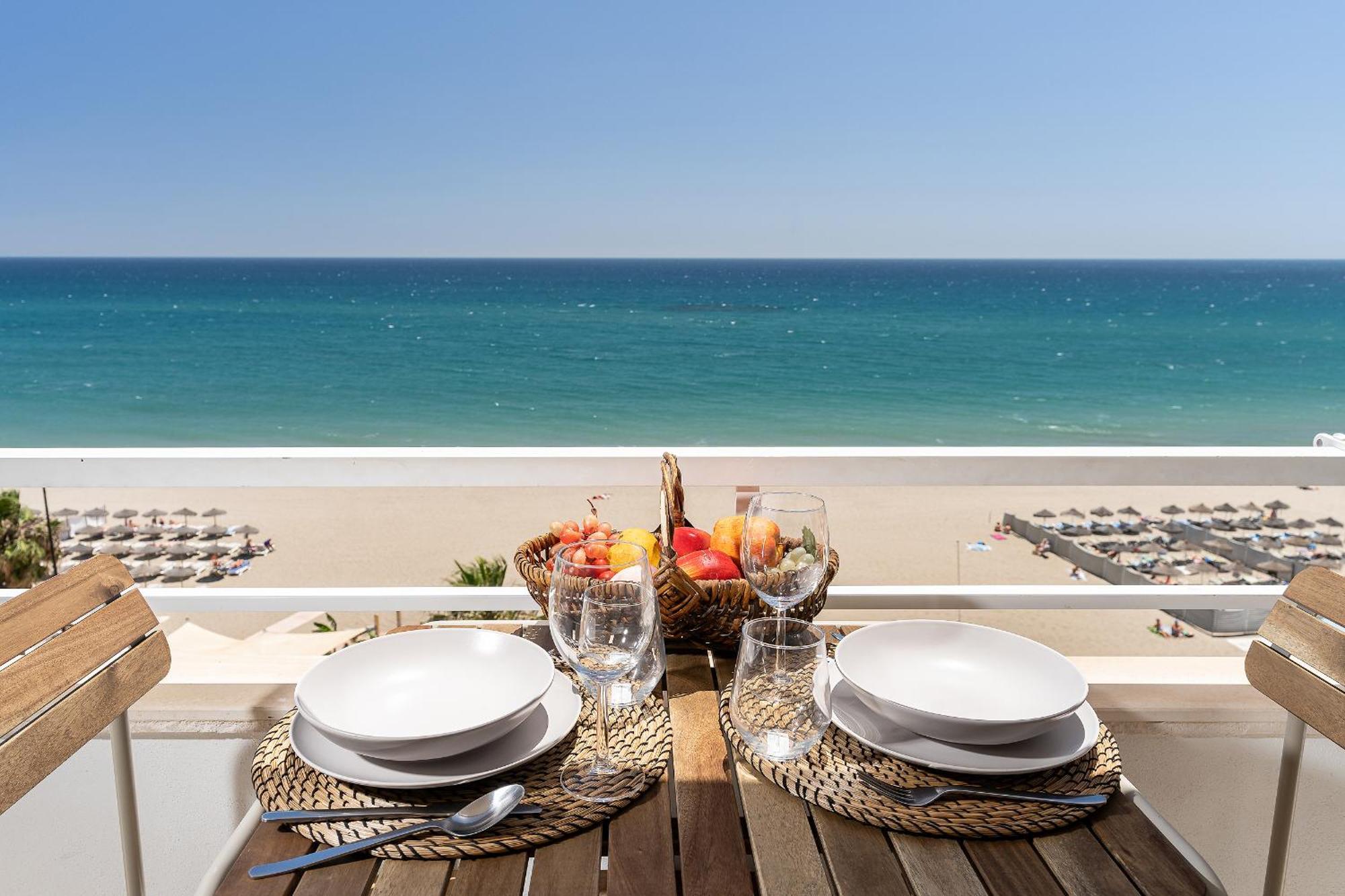 Blonzu Cuba Apartment Fuengirola Bagian luar foto
